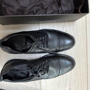 Cole Haan 8.5M Black leather
